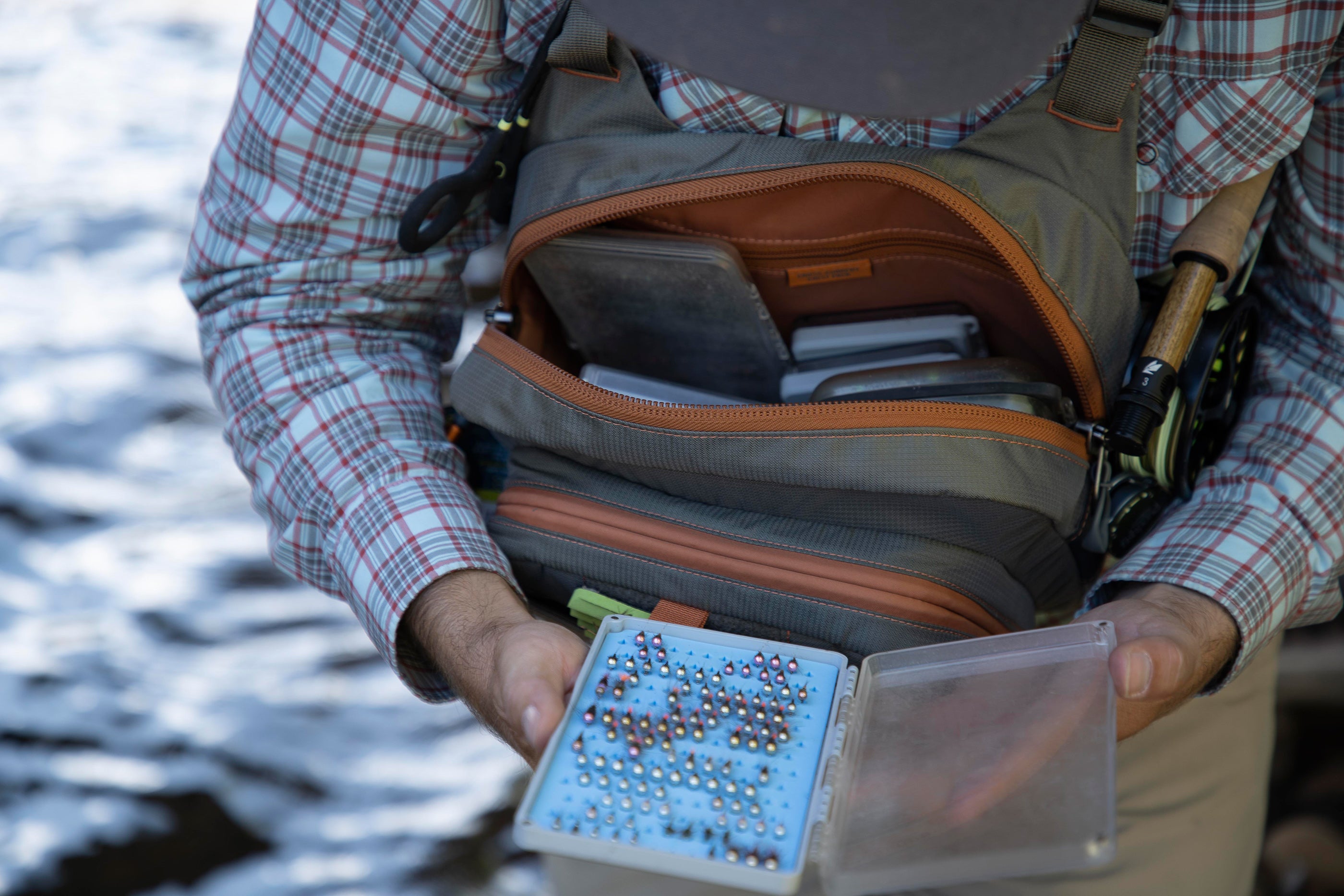 Fishpond Cross-Current Chest Pack Image 07