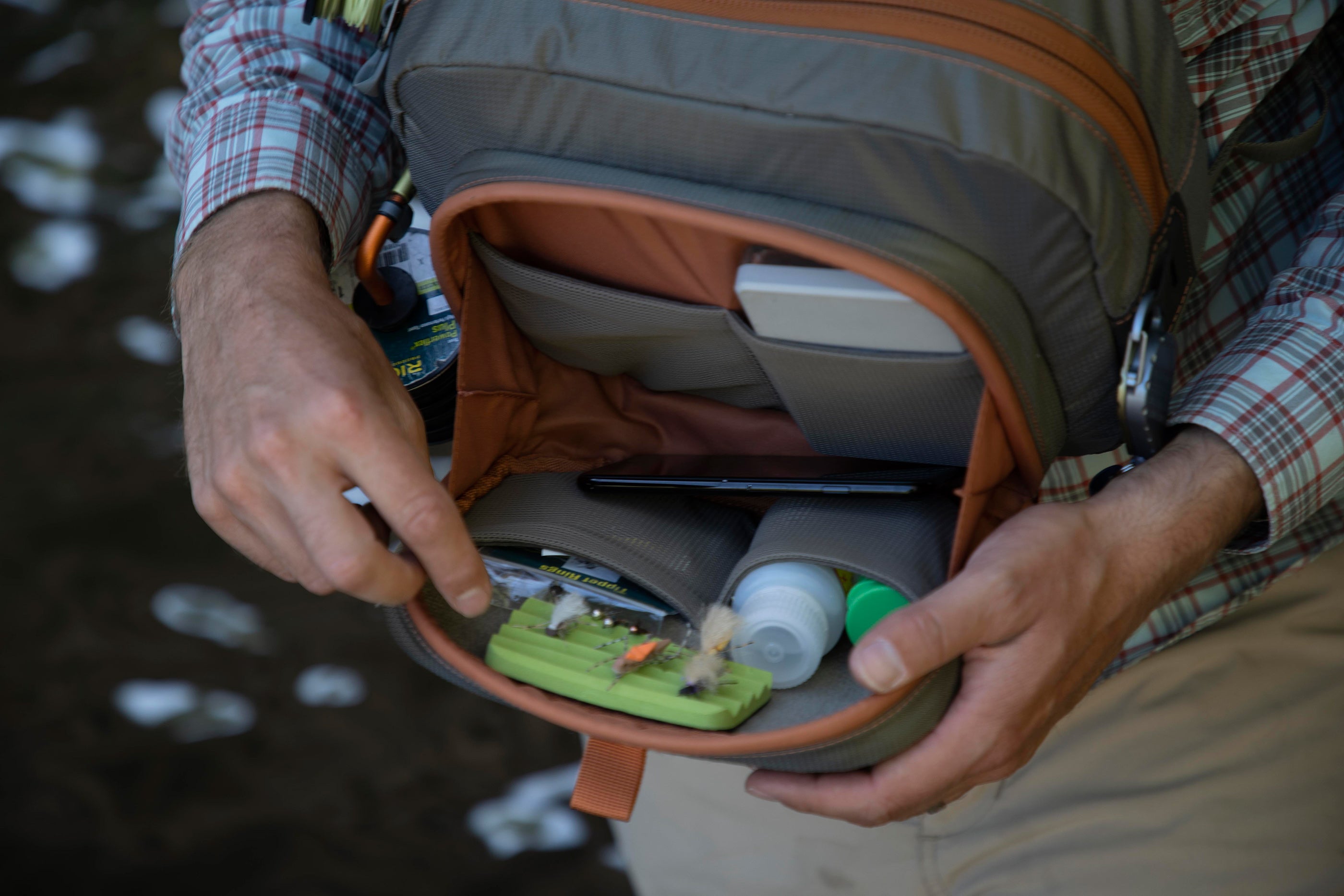 Fishpond Cross-Current Chest Pack Image 08