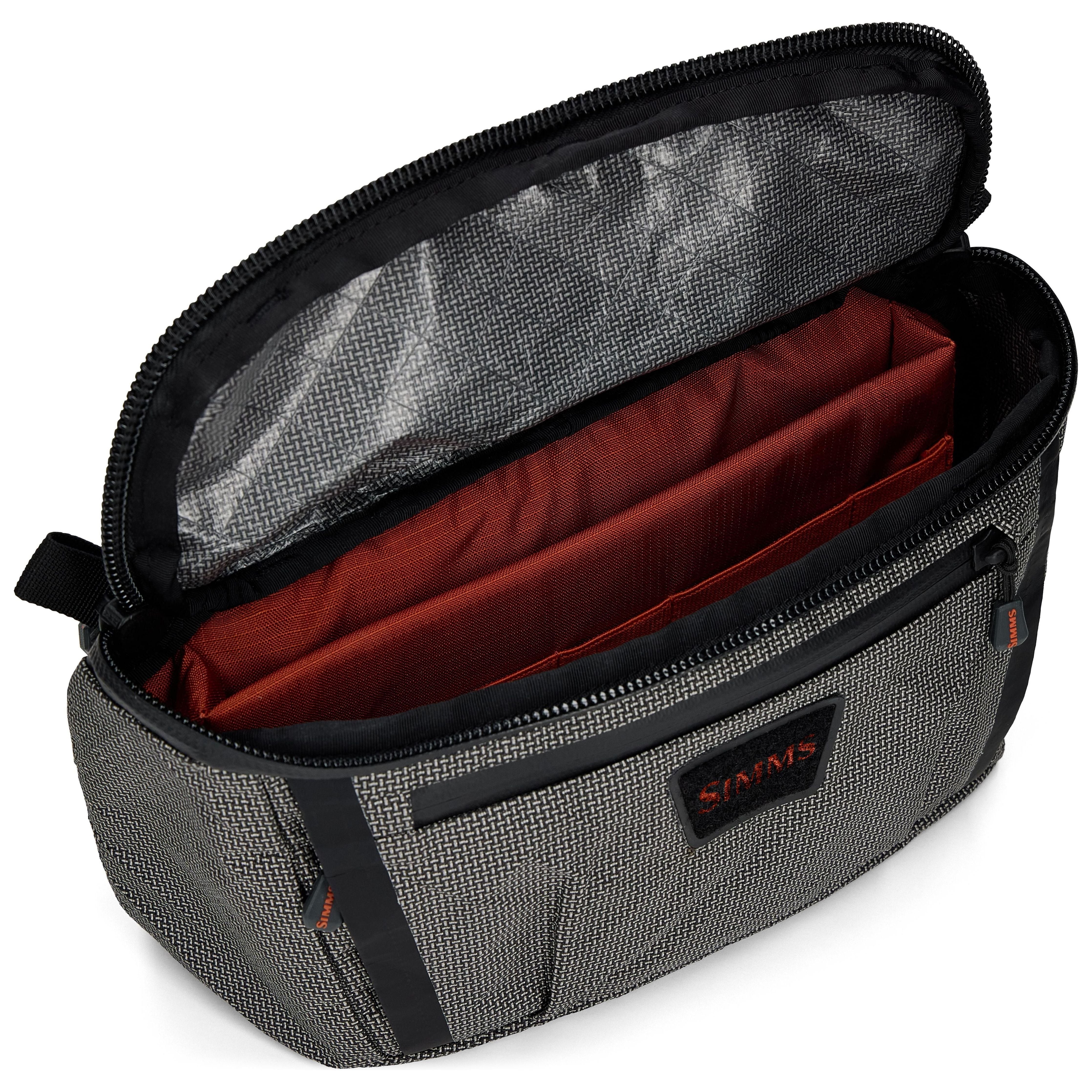 Simms Scout Hip Pack Black Magic Image 03